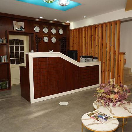 Hotel Monaco & Garden Golem  Ngoại thất bức ảnh