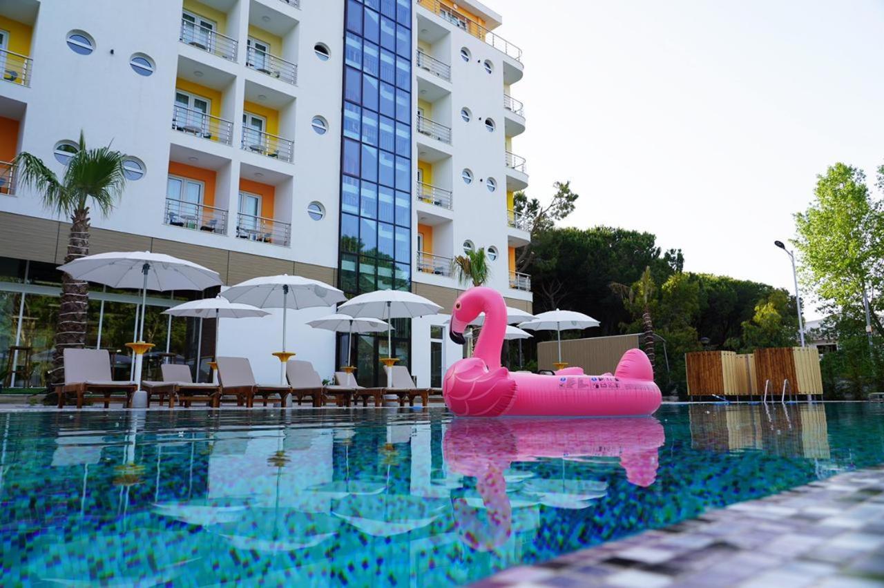 Hotel Monaco & Garden Golem  Ngoại thất bức ảnh