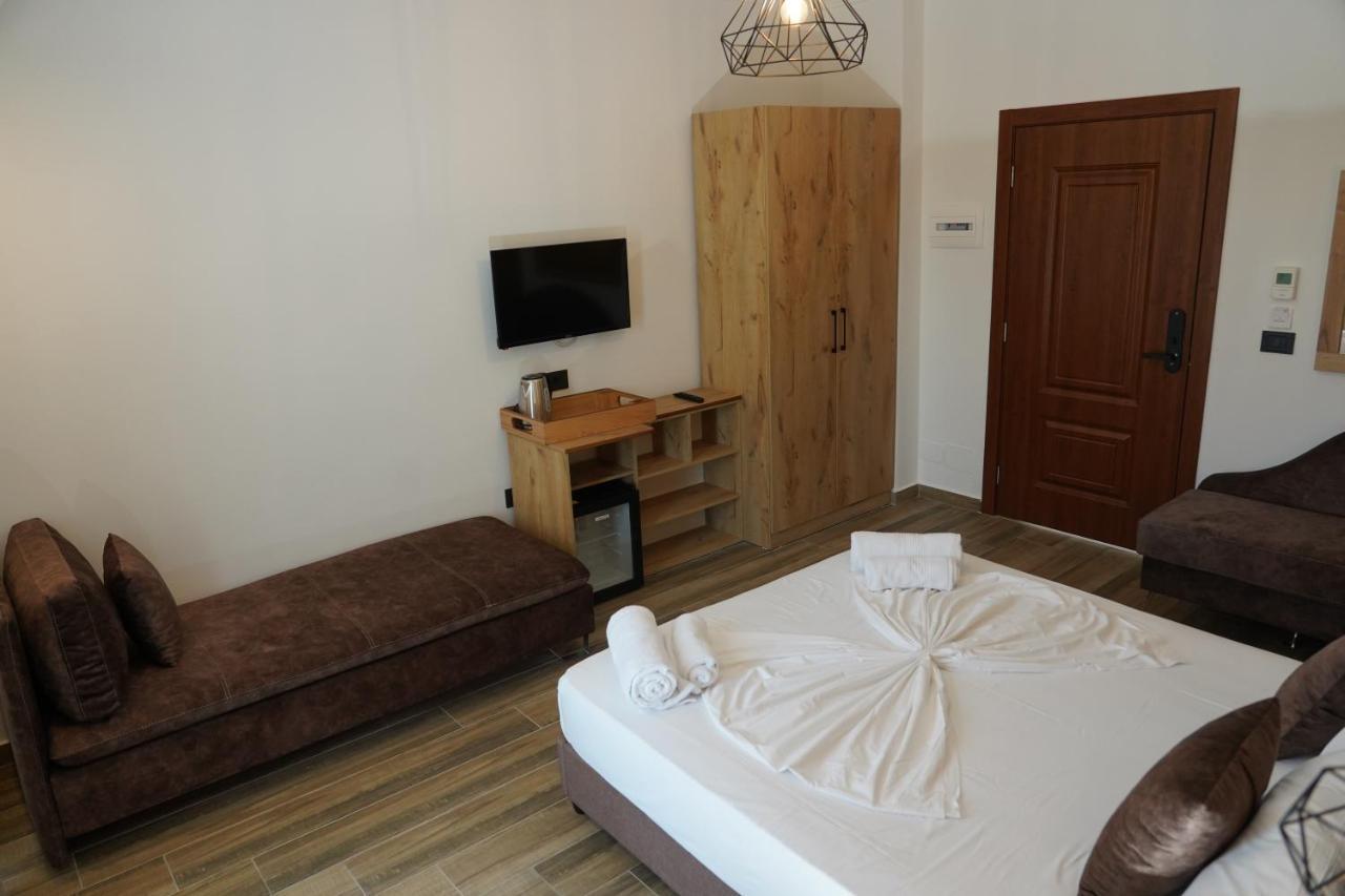 Hotel Monaco & Garden Golem  Ngoại thất bức ảnh