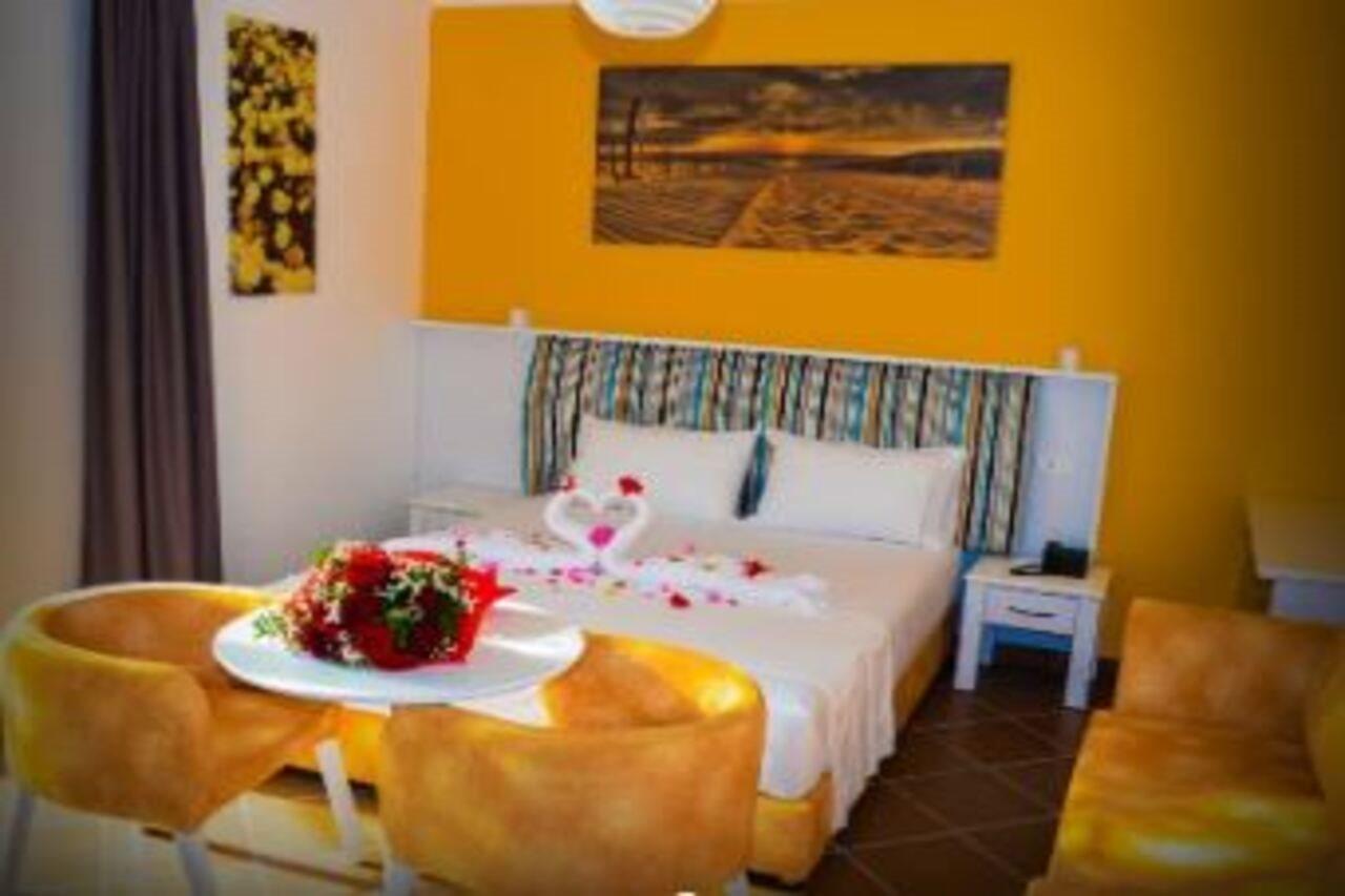 Hotel Monaco & Garden Golem  Ngoại thất bức ảnh