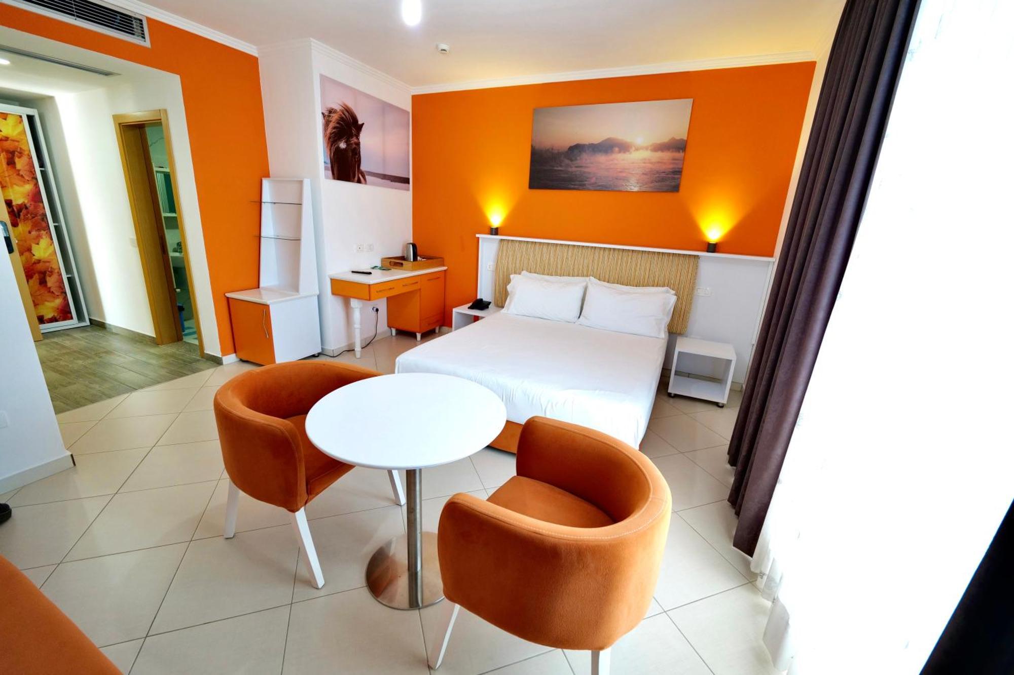 Hotel Monaco & Garden Golem  Ngoại thất bức ảnh