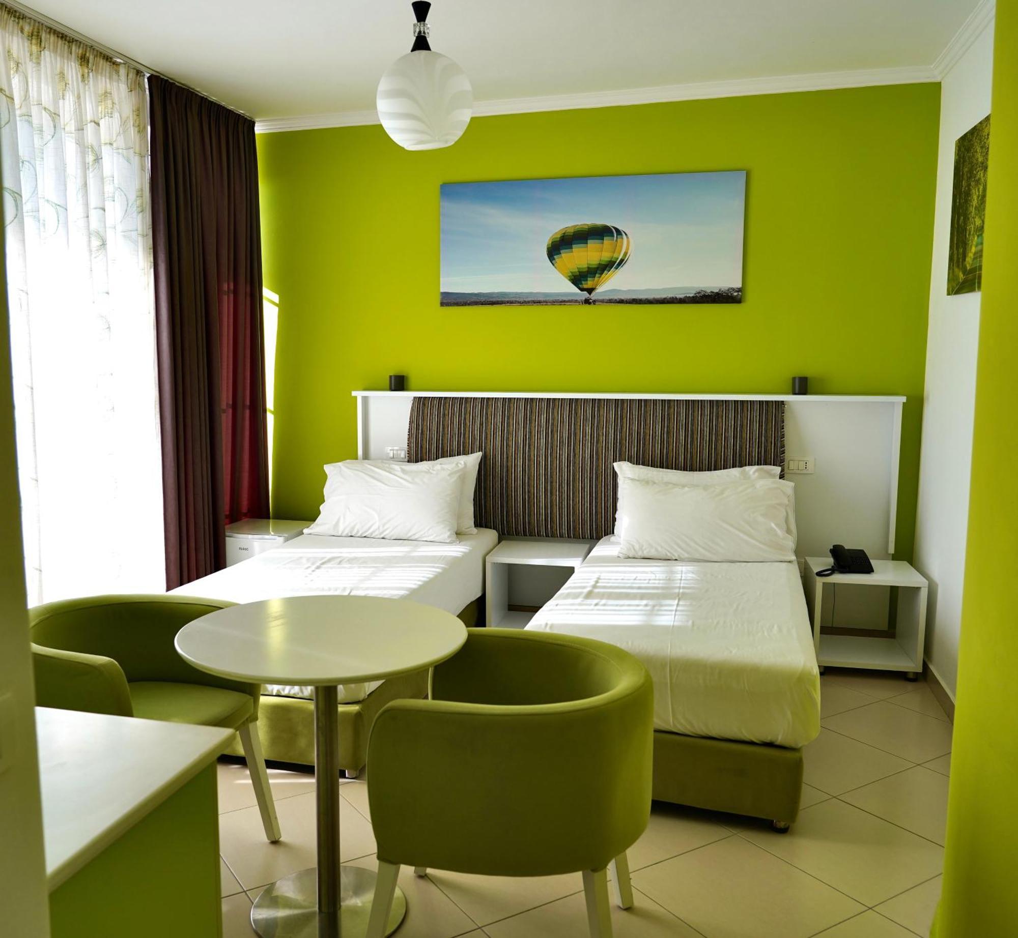 Hotel Monaco & Garden Golem  Ngoại thất bức ảnh
