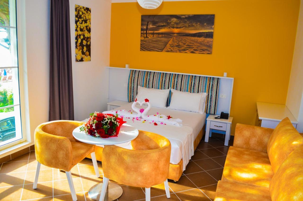 Hotel Monaco & Garden Golem  Ngoại thất bức ảnh